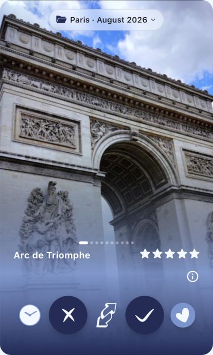 A COMOD card showing the Arc de Triomphe in Paris